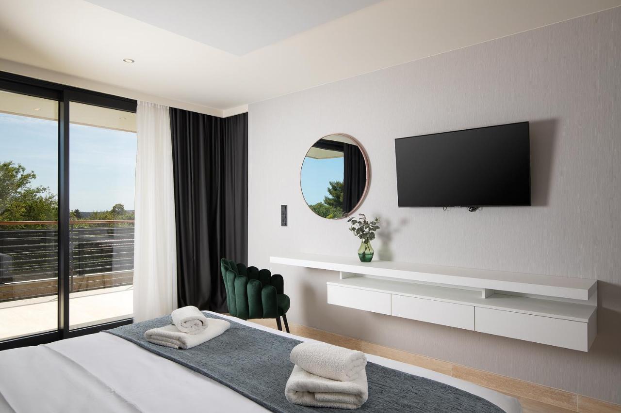 Boutique Apartments Kristo メドゥリン エクステリア 写真